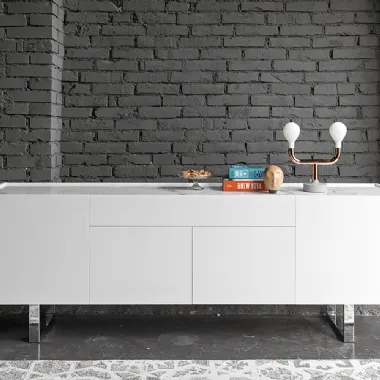 Madia Horizon in laccato di Calligaris