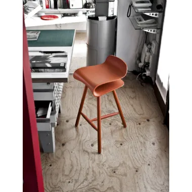 Sgabello BCN Stool di Kristalia