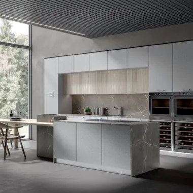 Cucina Moderna con isola Aura 03 in melaminico di Home Cucine